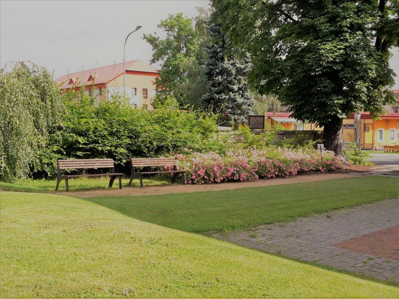 Vzdělávací Středisko a Hotel Varnsdorf Exteriér fotografie
